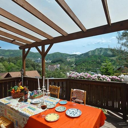 Violin Pension Hoengseong Екстер'єр фото
