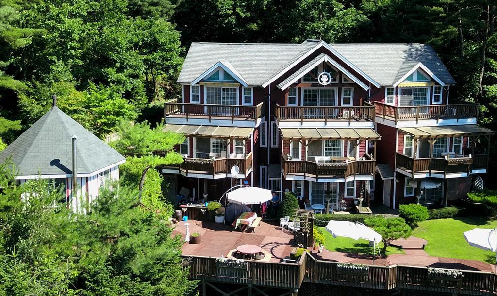 Violin Pension Hoengseong Екстер'єр фото