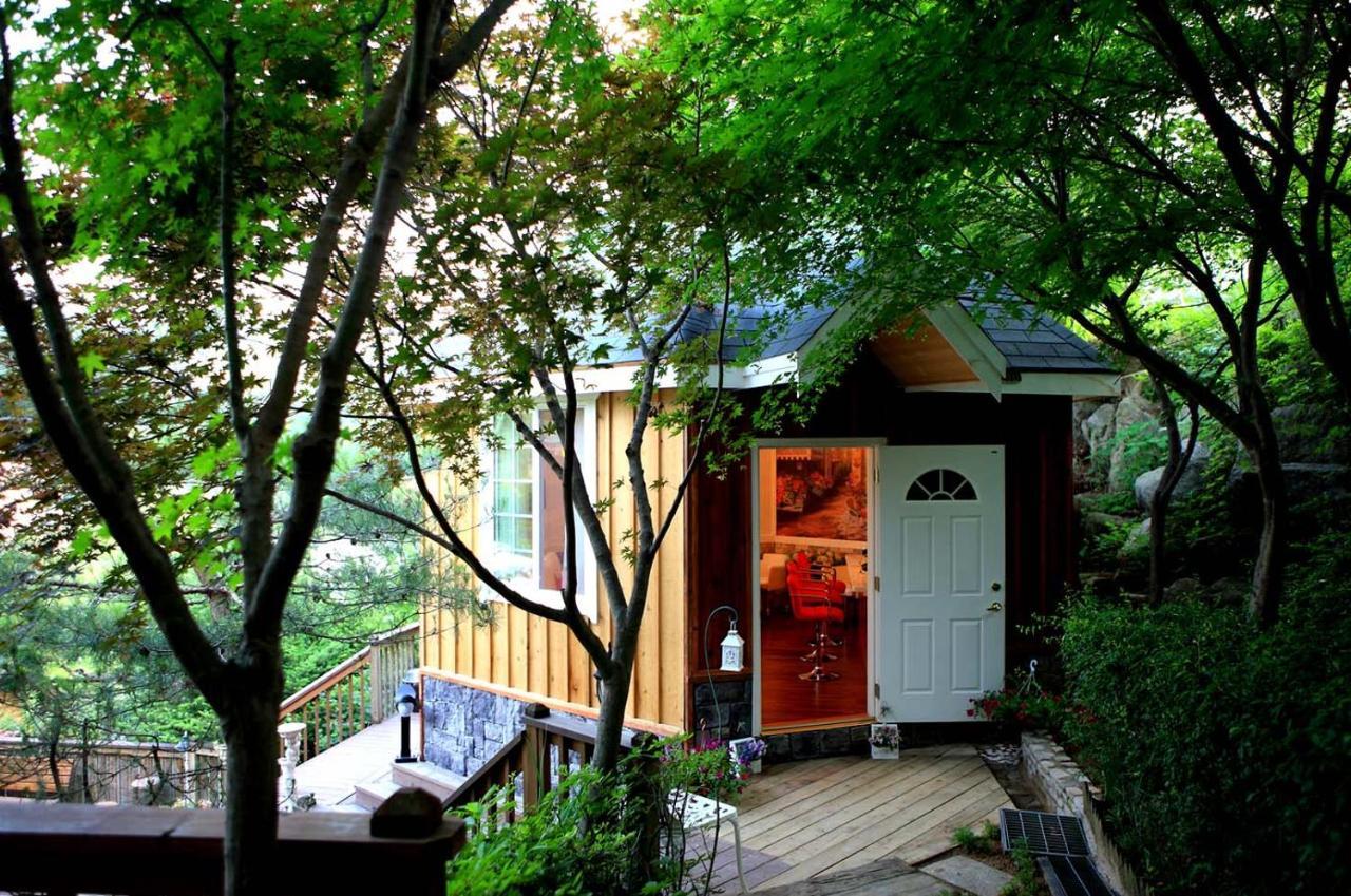 Violin Pension Hoengseong Екстер'єр фото